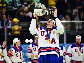 Strelec víťazného gólu vo finále MS v hokeji 2025 Tage Thompson.